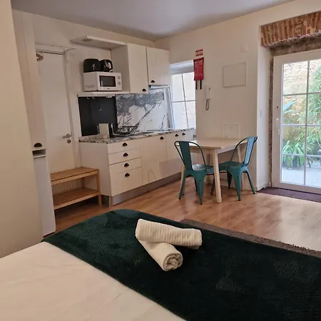 Vakantiehuis Classic Homes: Bright & In Belem Lissabon