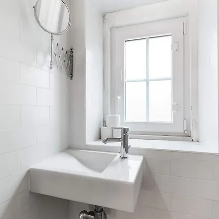 Classic Homes: Bright & In Belem Vakantiehuis