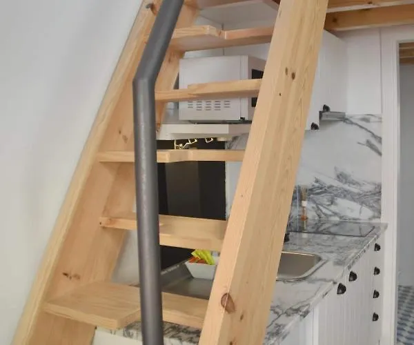 Classic Homes: Bright & In Belem Holiday home *