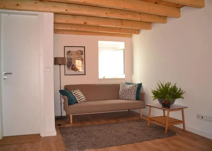 Classic Homes: Bright & In Belem Дом отдыха Лиссабон