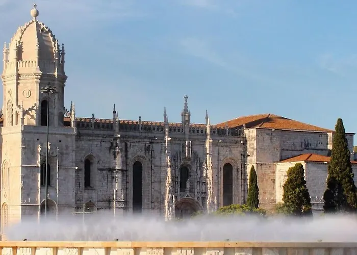 Classic Homes: Bright & In Belem Дом отдыха Лиссабон