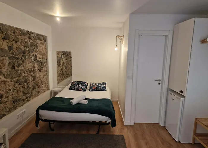 Classic Homes: Bright & In Belem Holiday home