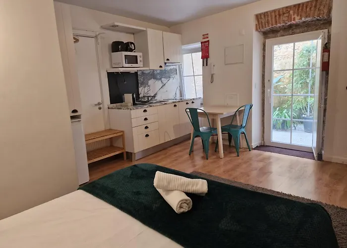 Дом отдыха Classic Homes: Bright & In Belem Лиссабон