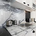 Дом отдыха Classic Homes: Bright & In Belem Лиссабон