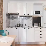 Classic Homes: Bright & In Belem * Лиссабон